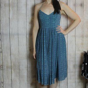 Hollister Pleated Knee Length Sleeveless D…